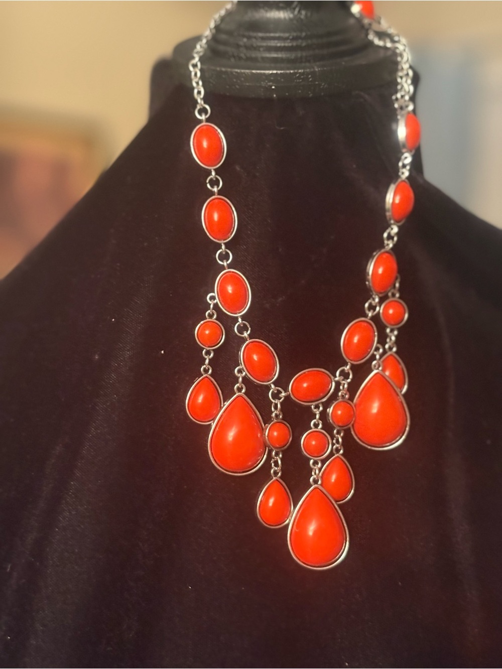 Bold orange Teardrop Statement Necklace - Women's Fashion Jewelry